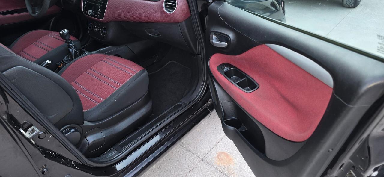 Fiat Grande Punto 1.4 5 porte metano valido per 4 anni