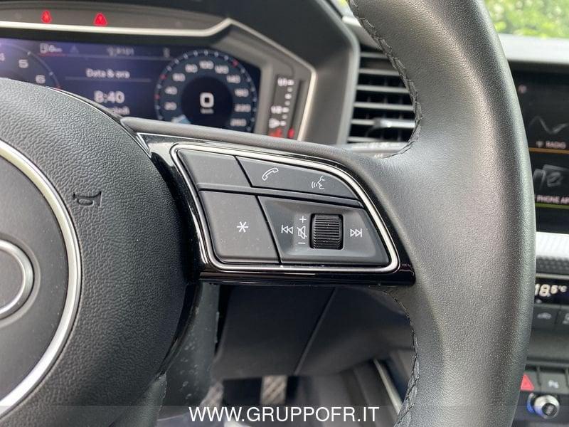 Audi A1 2ª serie SPB 30 TFSI Identity Black