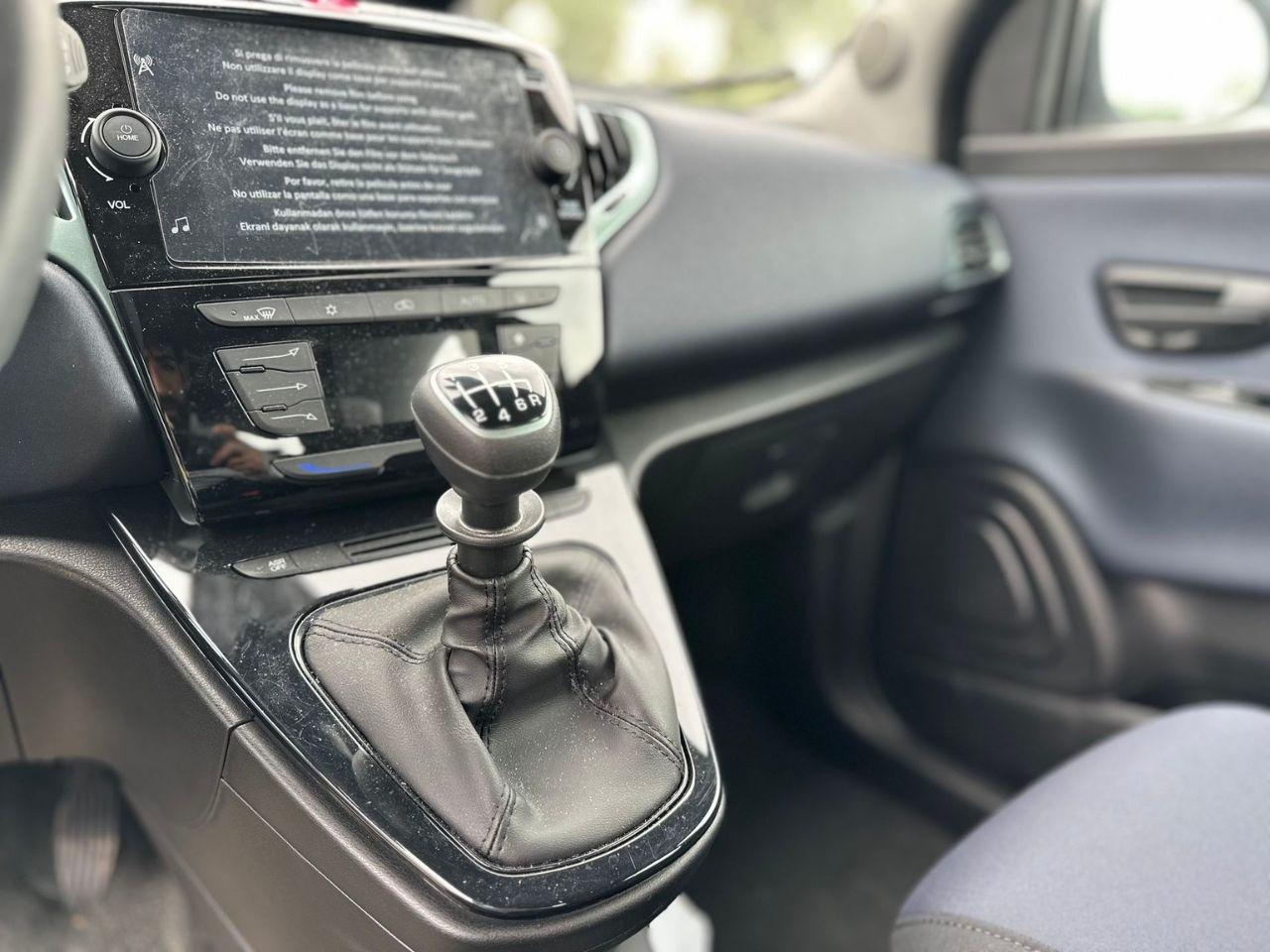 LANCIA Ypsilon III 2021 - Ypsilon 1.0 firefly hybrid Platino s&s 70cv