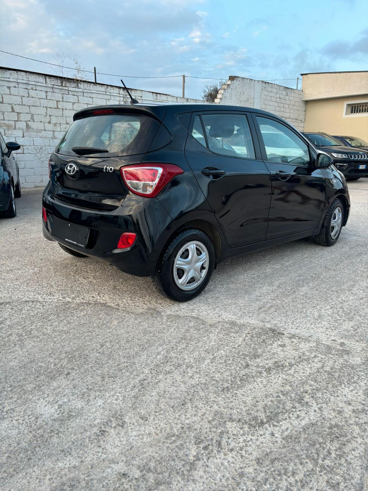 Hyundai i10 1.0 MPI Sound Edition