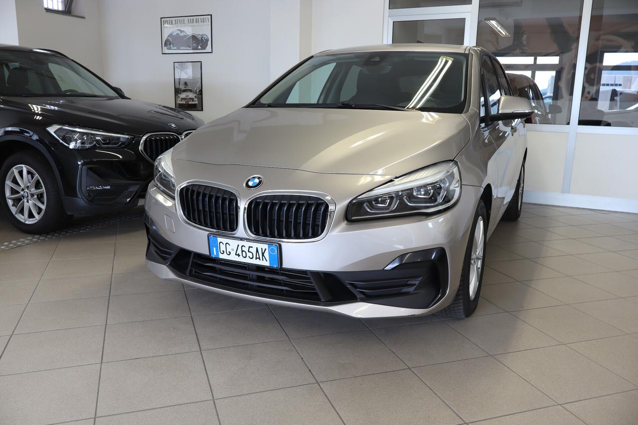 BMW 218d ACTIVE TOURER ADVANTAGE