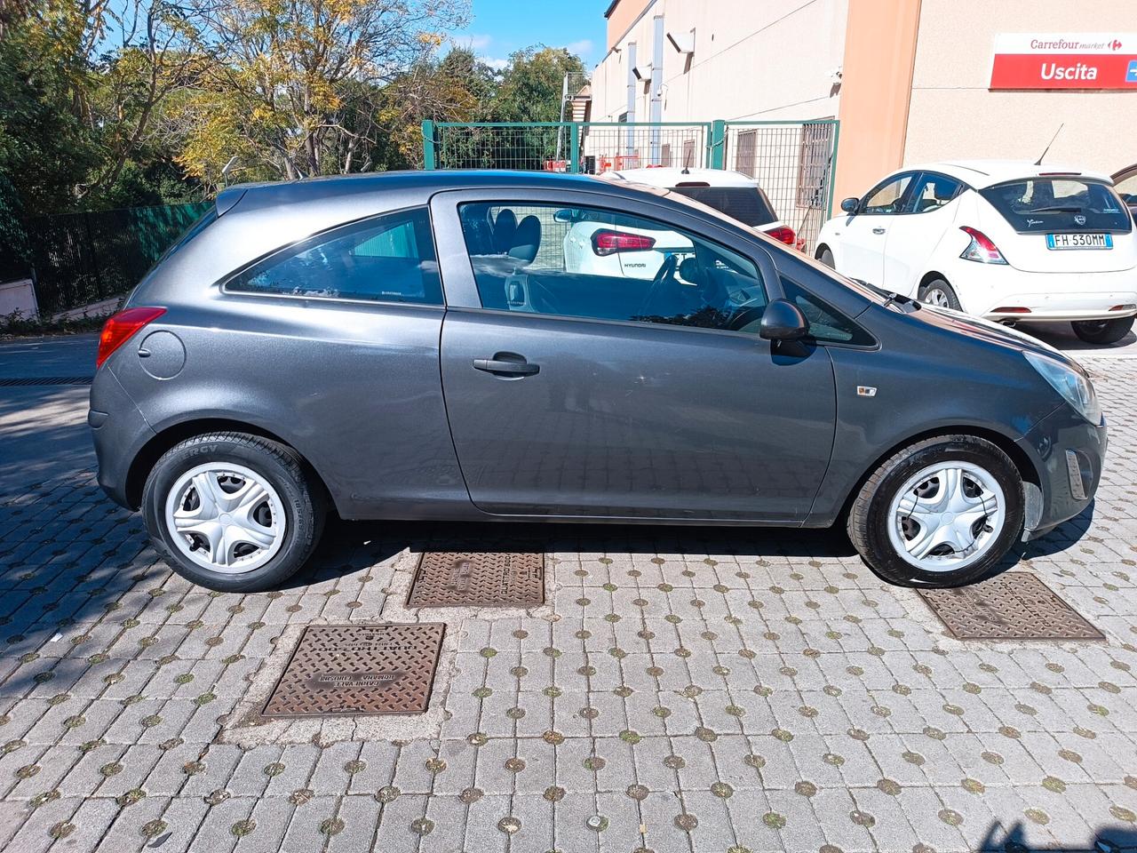 Opel Corsa 1.2 85CV 3 porte GPL-TECH Edition