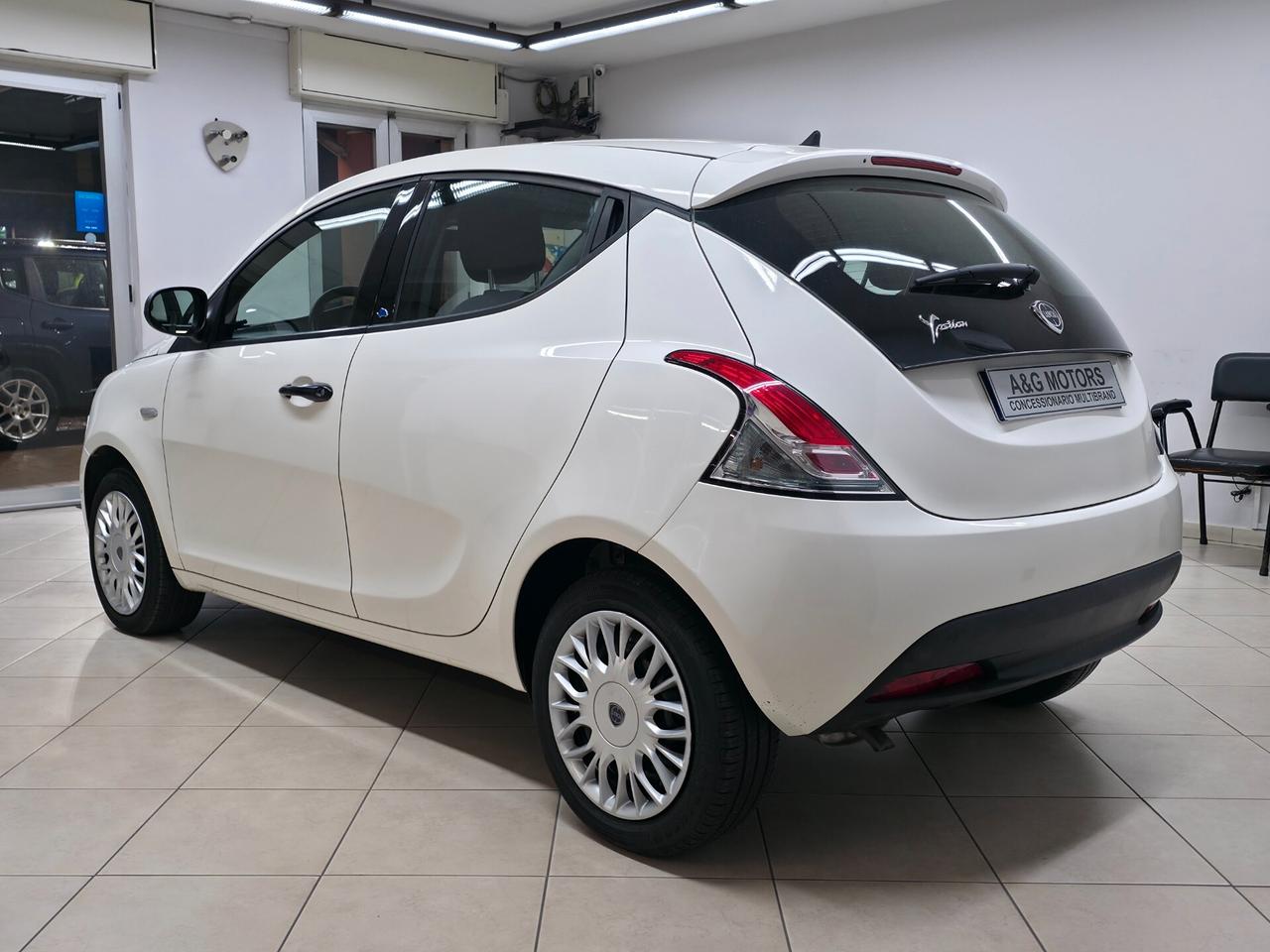 LANCIA YPSILON 1.2 69cv S&S ELEFANTINO BLU