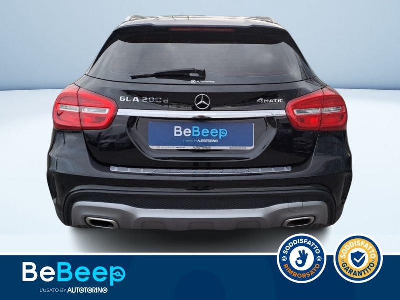 Mercedes-Benz GLA 200 D (CDI) PREMIUM 4MATIC AUTO