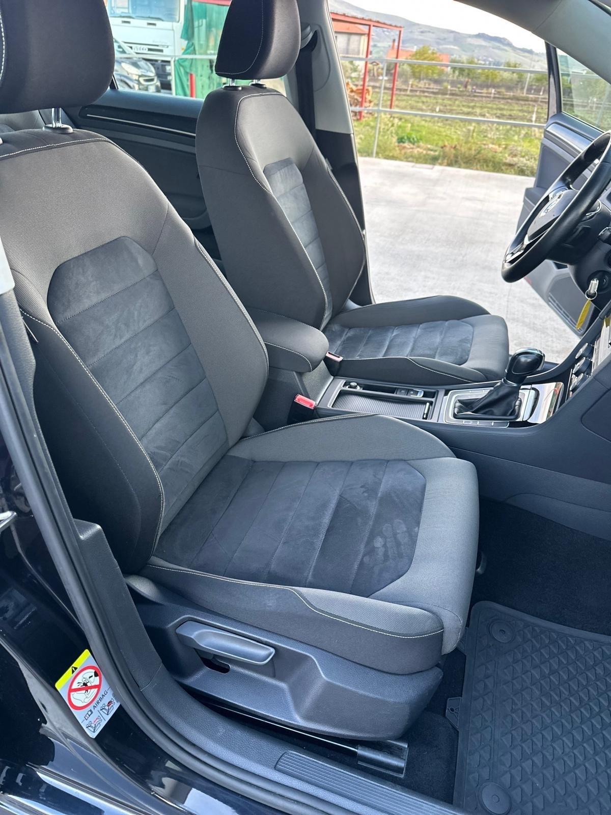 Volkswagen Golf 1.6 TDI DSG 5p. Highline BlueMotion Technology