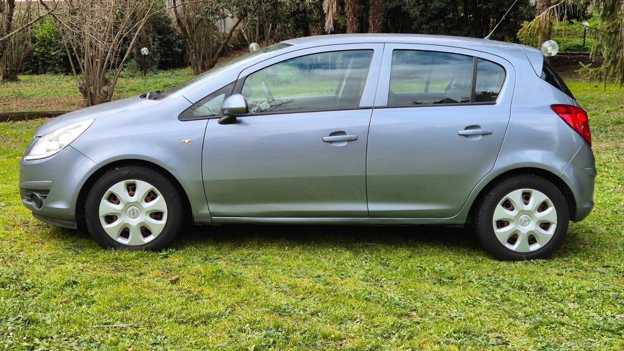 Opel Corsa 1.2 5P Enjoy 98.000KM Leggi testo NEOPATENTATI