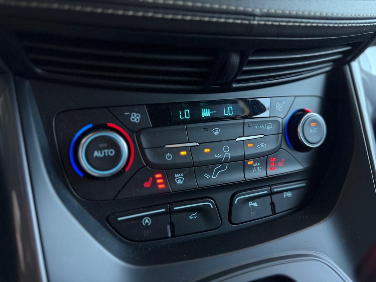 Ford Kuga 2.0 TDCI 150 CV S&S 4WD Powershift Vignale