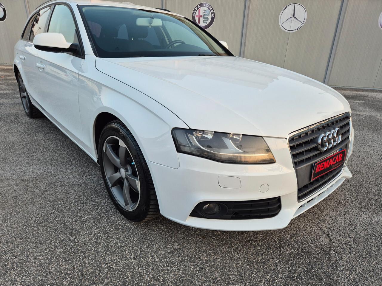 Audi A4 2.0 TDI 143 CV AUTOMATICA NUOVA FULL 2010
