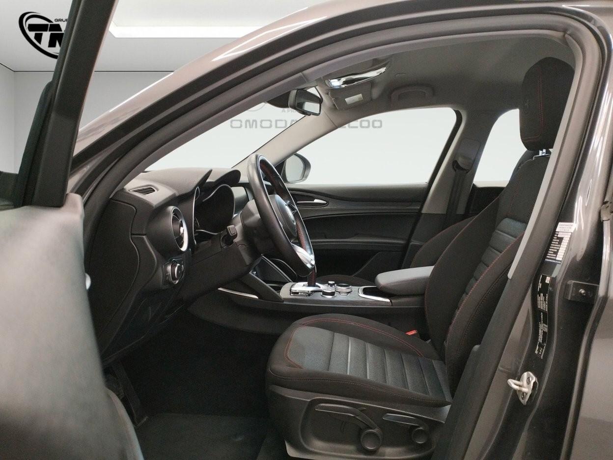 Alfa Romeo Stelvio 2.2 Turbodiesel 190 CV AT8 Q4 Business