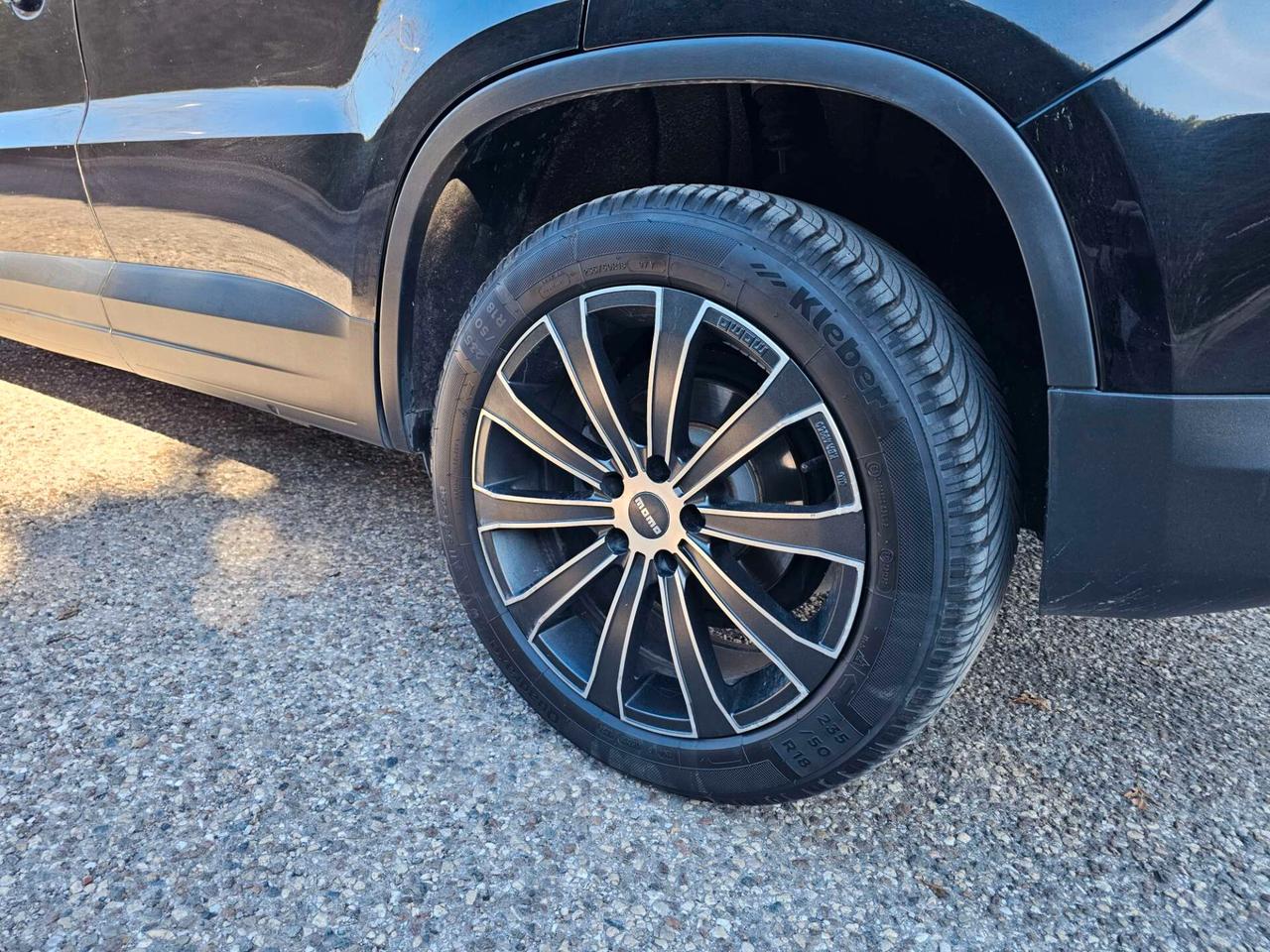 Volkswagen Tiguan 2.0 16V TDI DPF 4 MOTION tiptronic Sport & Style (18°)