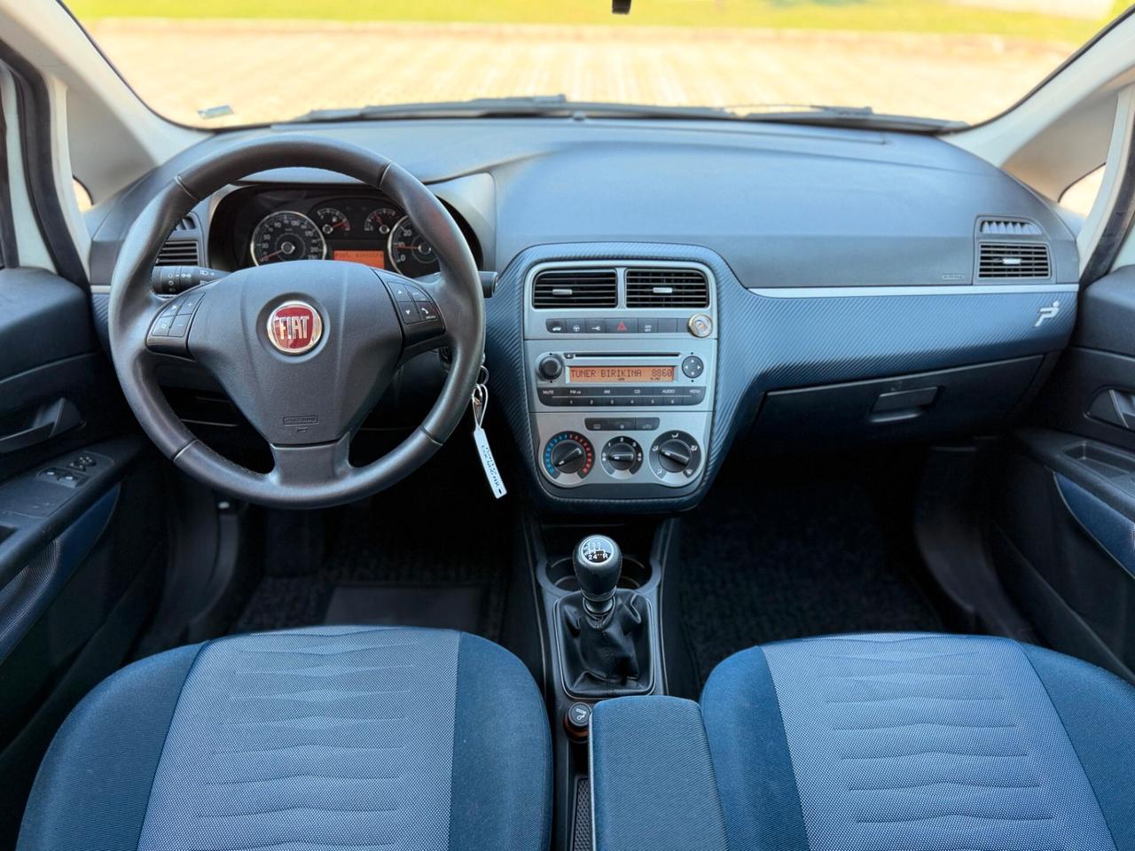 Fiat Grande Punto 1.4 5 porte benzina neopatentati