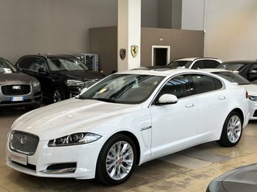 JAGUAR XF 2.2 D 200 CV Luxury - 18" - Tetto - Camera-Keyless