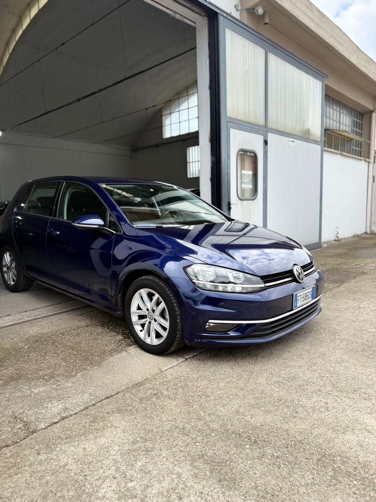 Volkswagen Golf Variant 1.6 TDI 115 CV DSG Executive BlueMotion Tech.