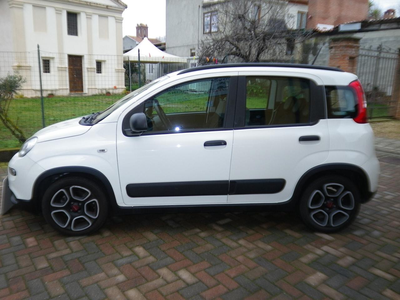 Fiat Panda 1.0 FireFly S&S Hybrid City Life- KM 23.000!! PRATICAMENTE NUOVA