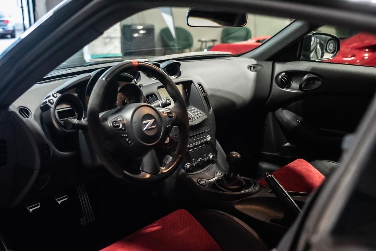 Nissan Z 370Z Coupé 3.7 V6 Nismo