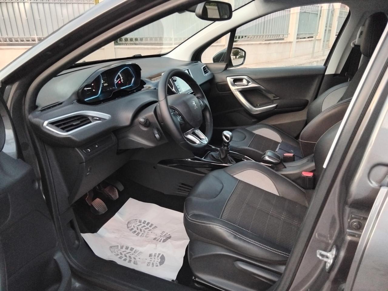 Peugeot 2008 1.6 Blue-HDi 120 cv Allure my 17