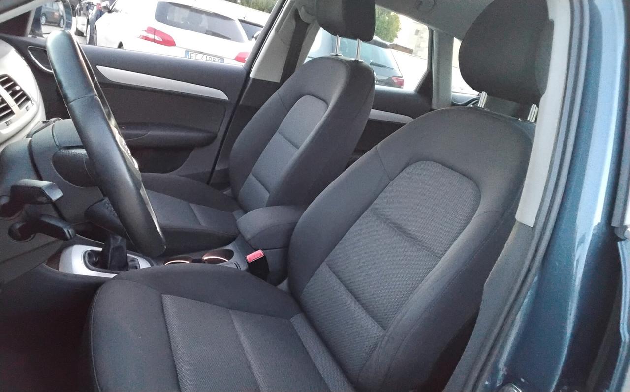 Audi Q3 2.0 TDI 120 CV Business