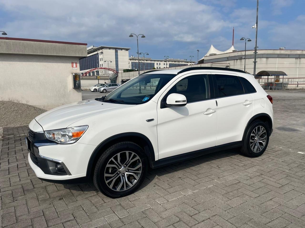 Mitsubishi ASX 2.2 DI-D 150 CV aut. 4WD Intense