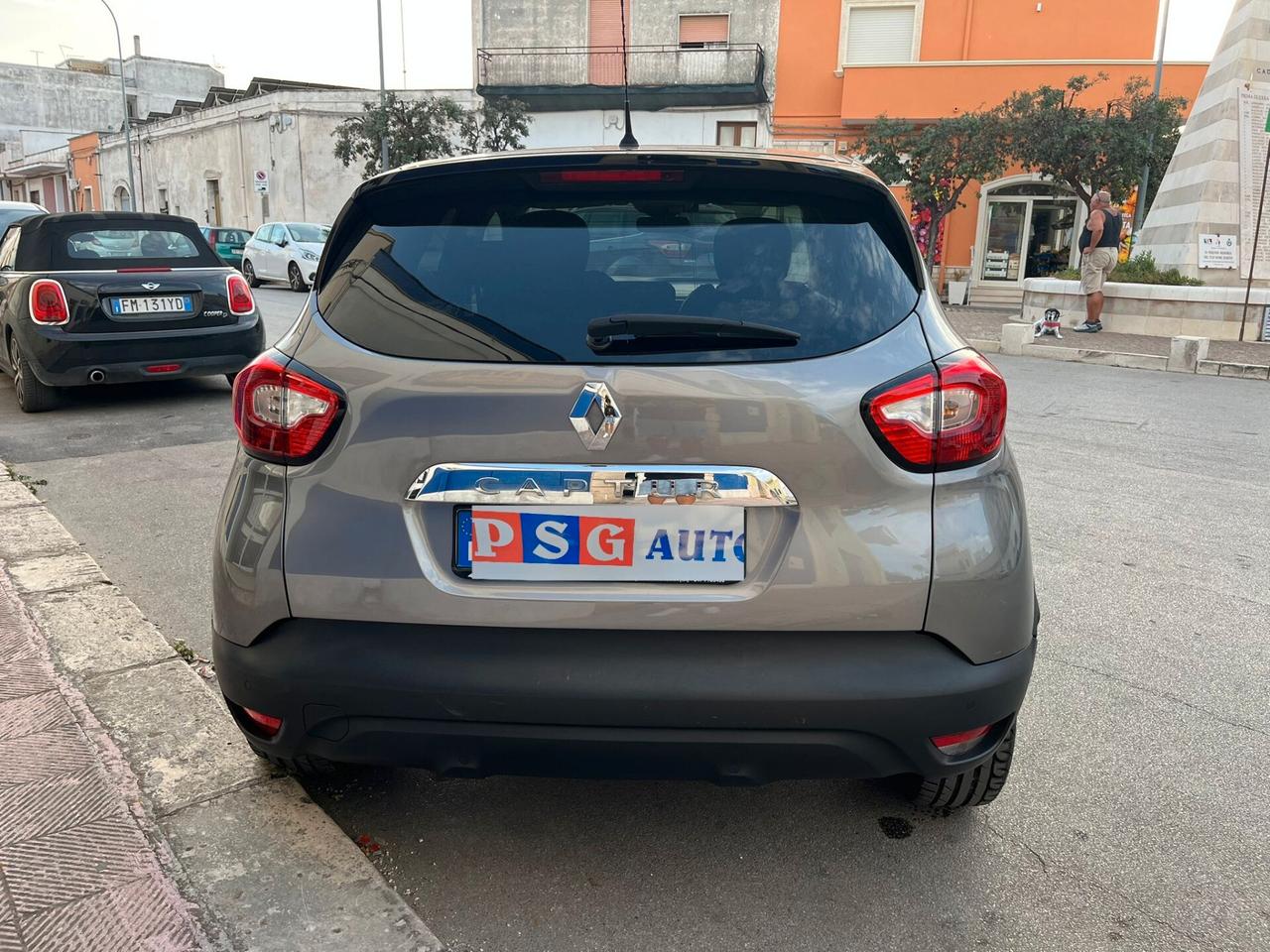 RENAULT CAPTUR 1.5 9OCV ENERGY LINK FULL NAVI RETROC DISTRIBUZ ESEGUITA