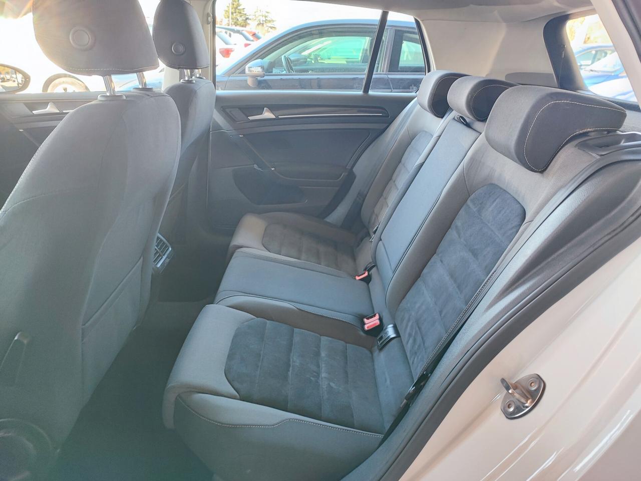 Volkswagen Golf 1.6 TDI 5p. Highline BlueMotion Technology