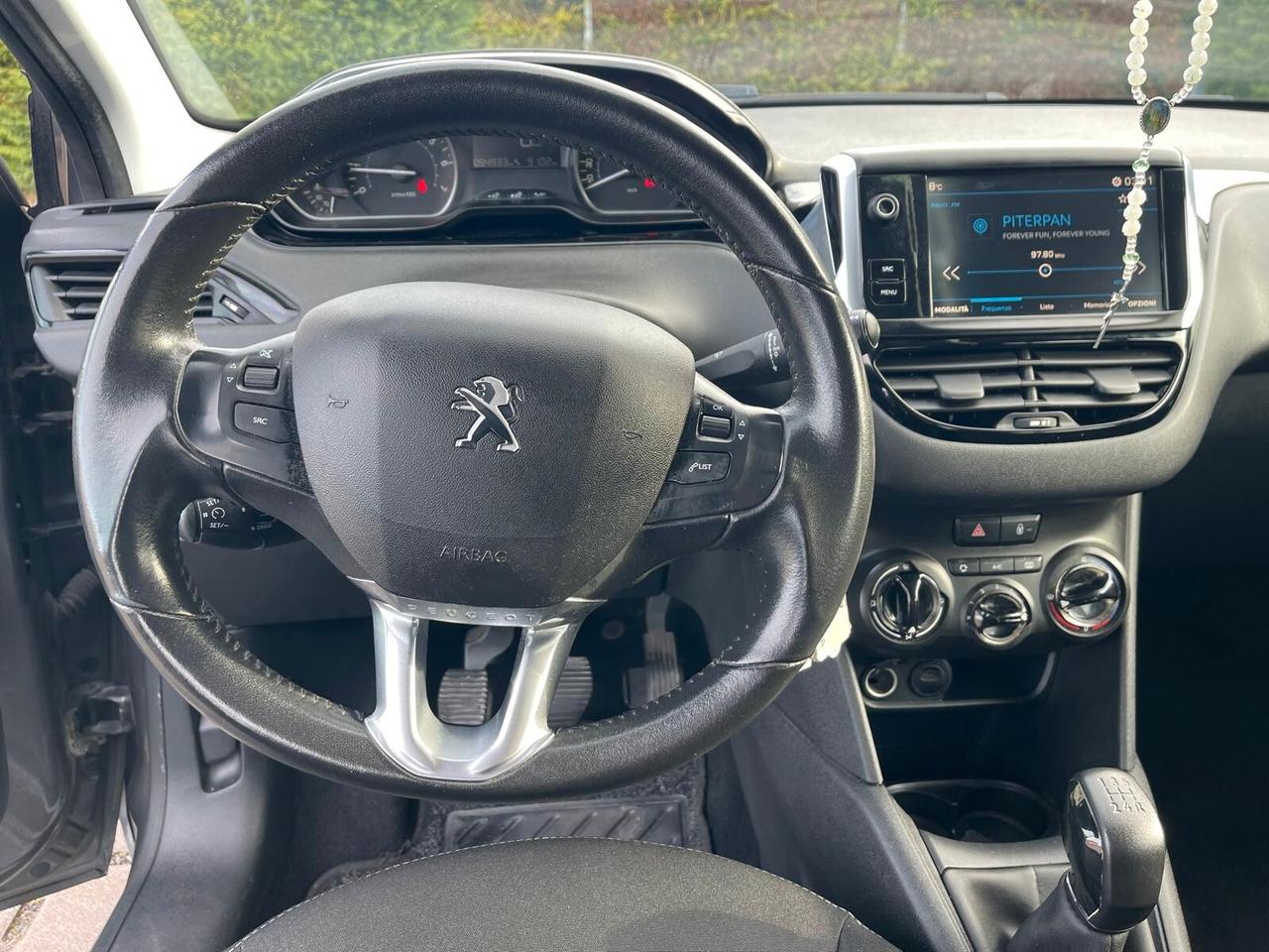 Peugeot 208 PureTech 82 5 porte Allure