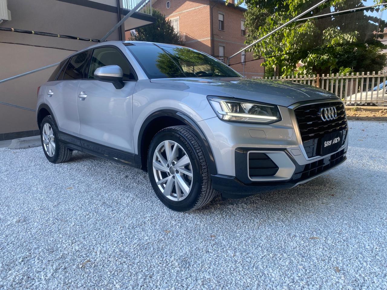 Audi Q2 1.0 TFSI Business NEOPATENTATI!!!