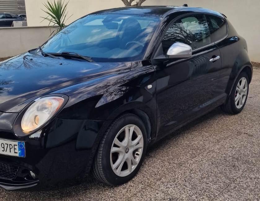 Alfa Romeo MiTo 1.3 JTDm-2 95 CV S&S Distinctive Sport Pack