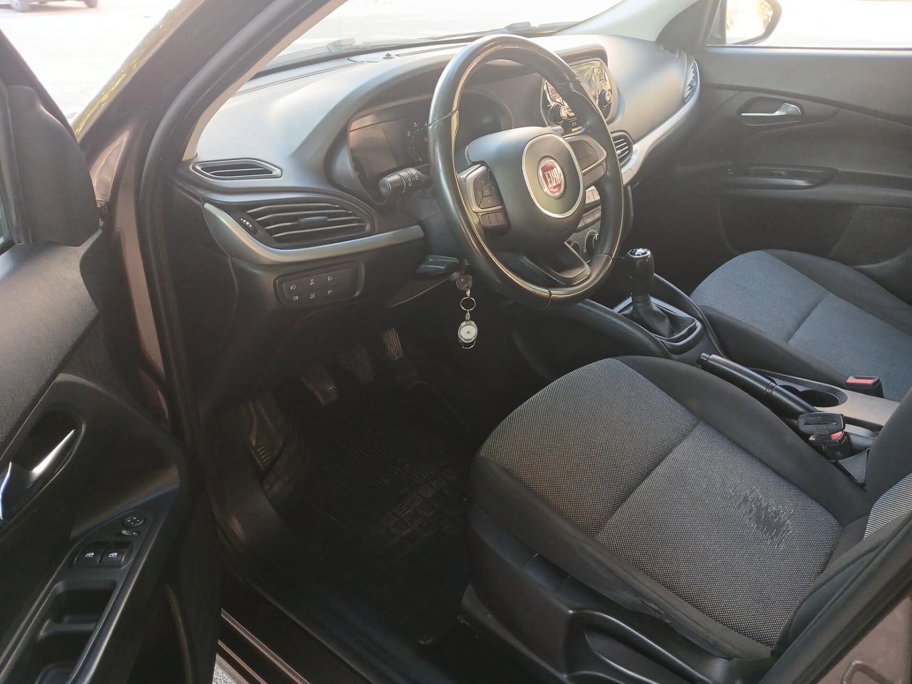 Fiat Tipo 1.3 Mjt S&S 5 porte Easy