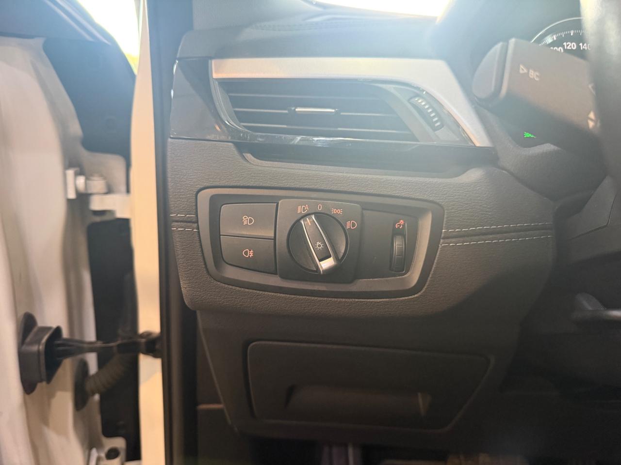 Bmw X2 sdrive18d Business X