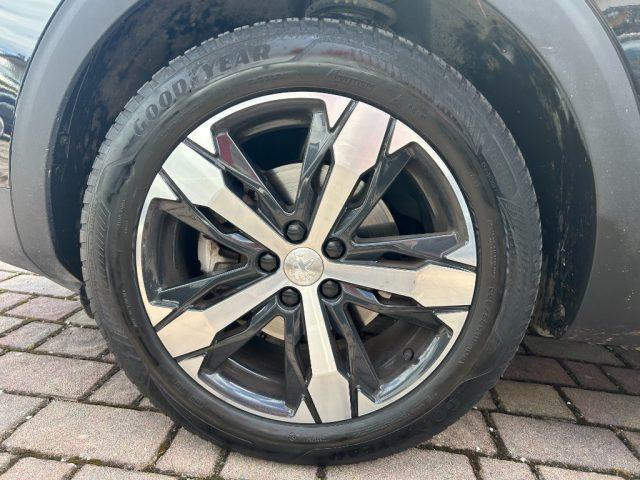 PEUGEOT 3008 BlueHDi 130 S&S EAT8 Allure