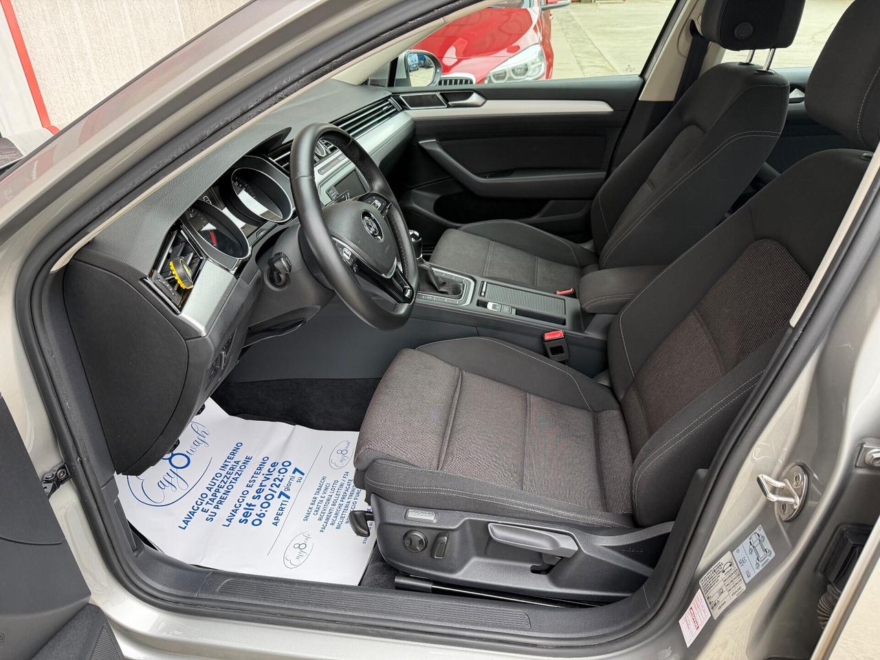 Volkswagen Passat Variant 1.6 TDI Trendline BlueMotion Technology