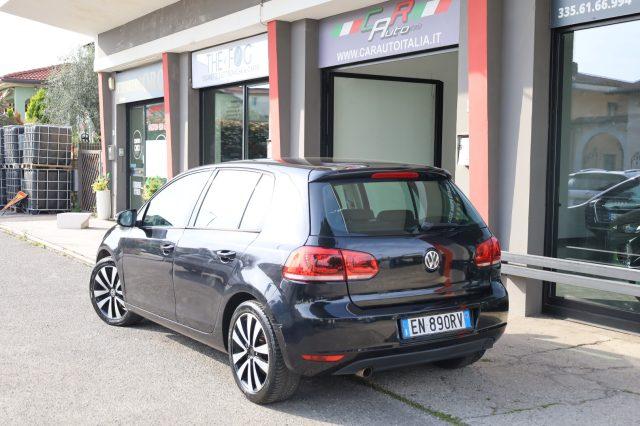 VOLKSWAGEN Golf VI 1.6 TDI 5Porte Highline 17" Cruise SensoriPark