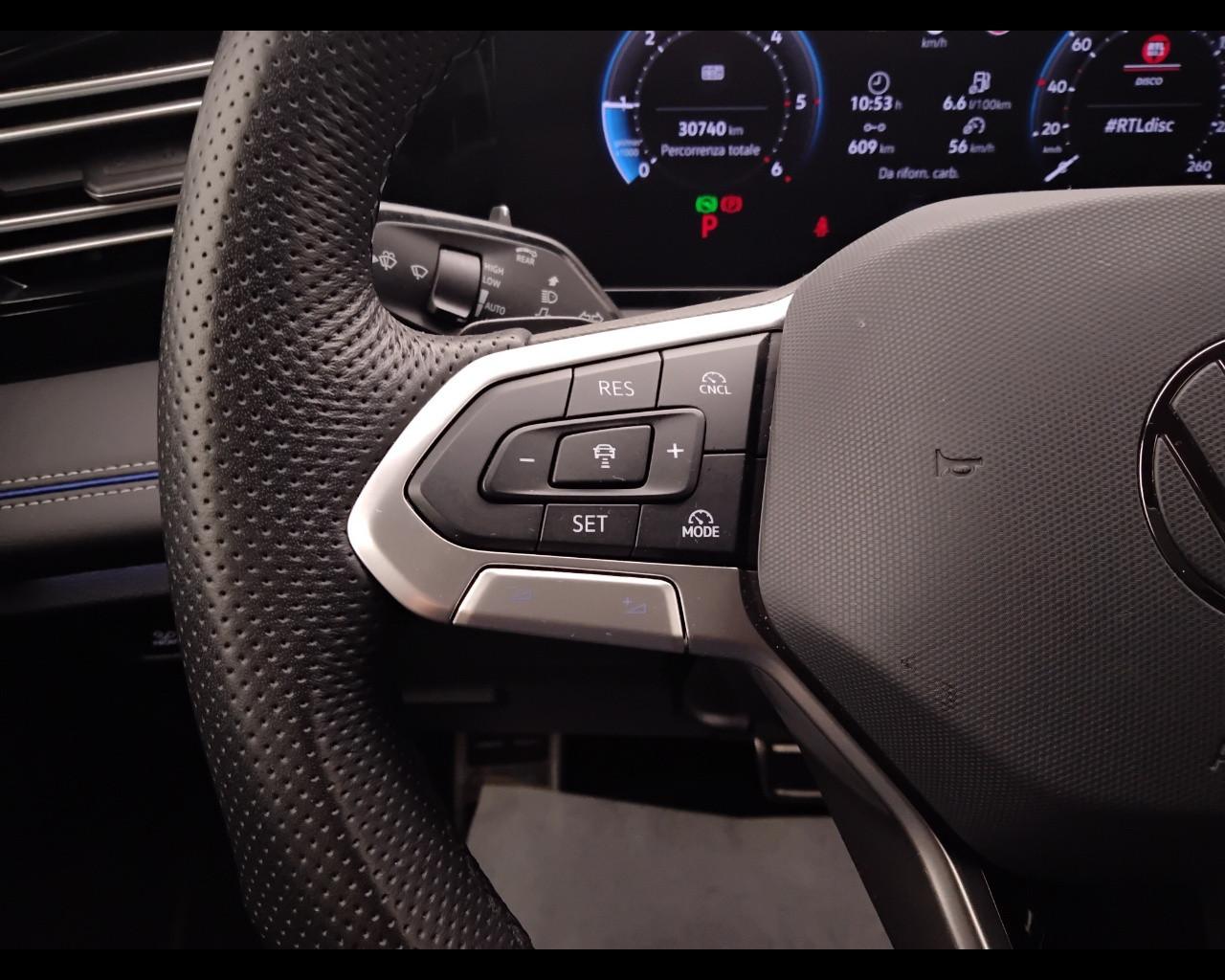 VOLKSWAGEN Tiguan III 2024 - Tiguan 2.0 tdi R-Line 150cv dsg