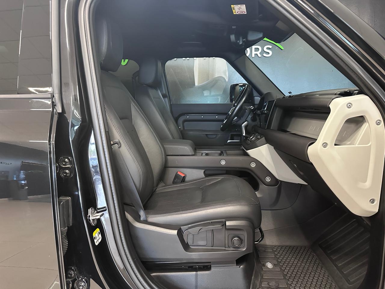 Land Rover Defender 110 3.0d i6 mhev SE awd 250cv auto