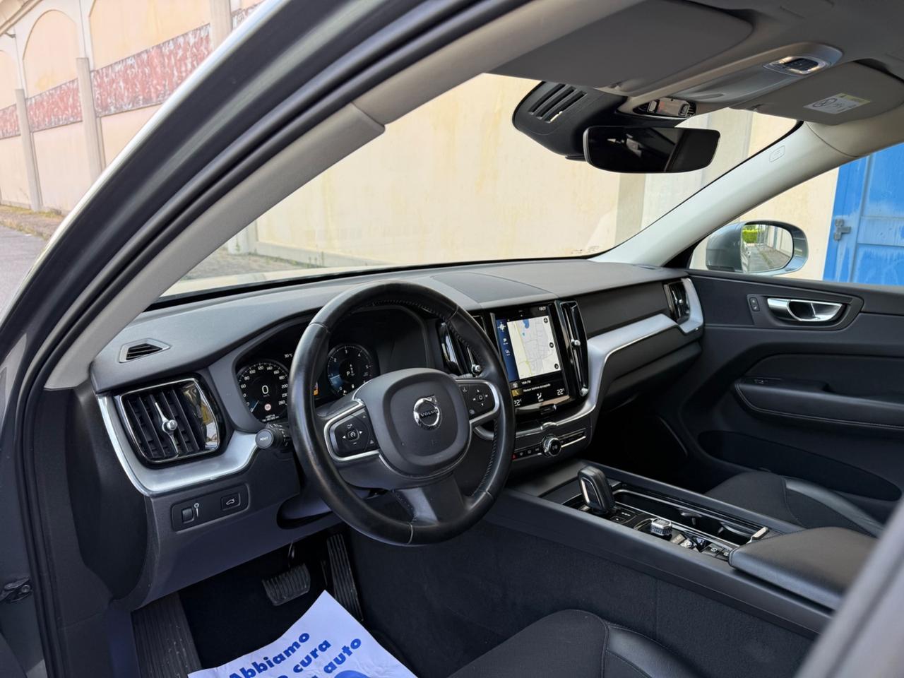 Volvo XC60 B4 (d) AWD Geartronic Business Plus