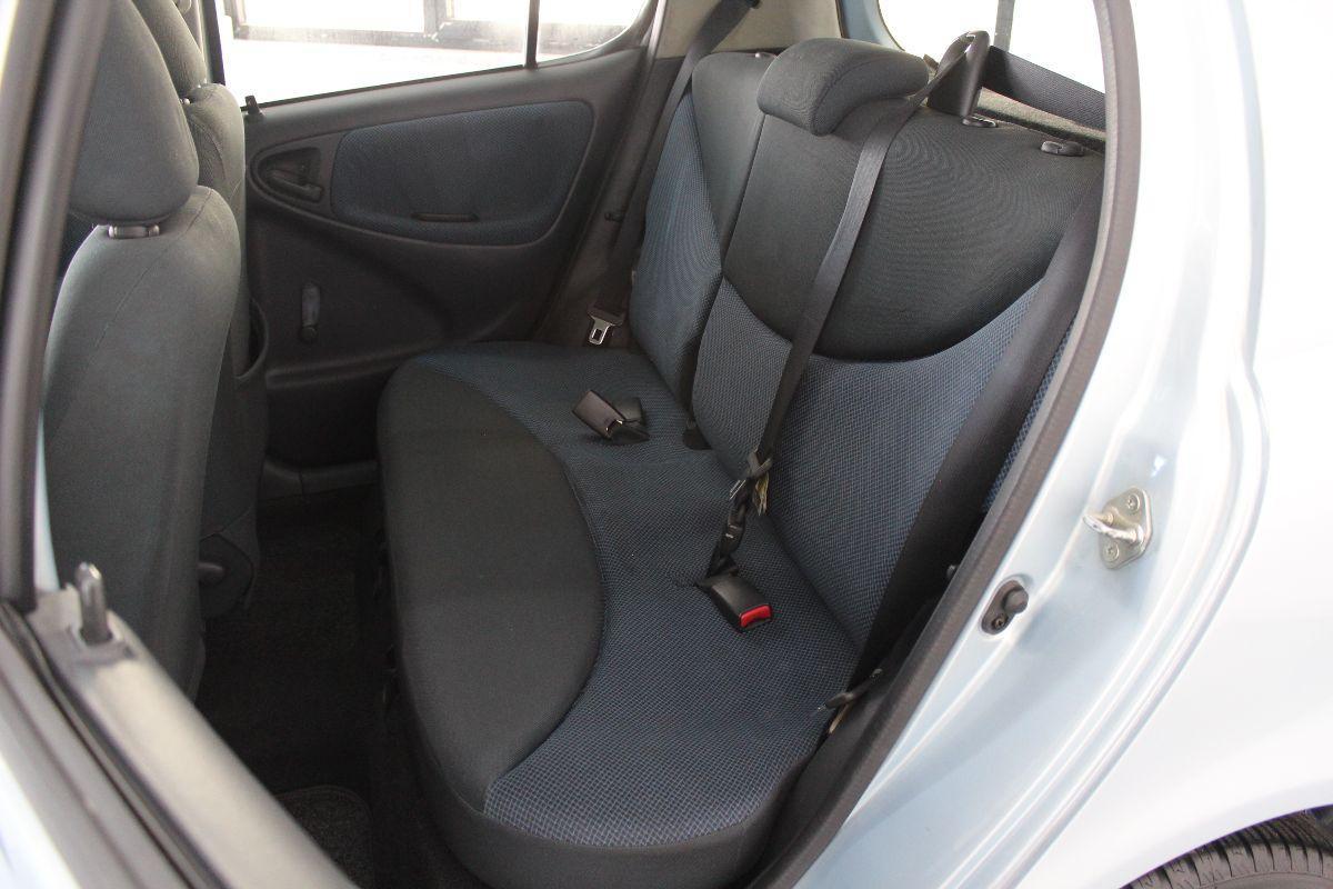 TOYOTA - Yaris - 16V 5 porte Expo