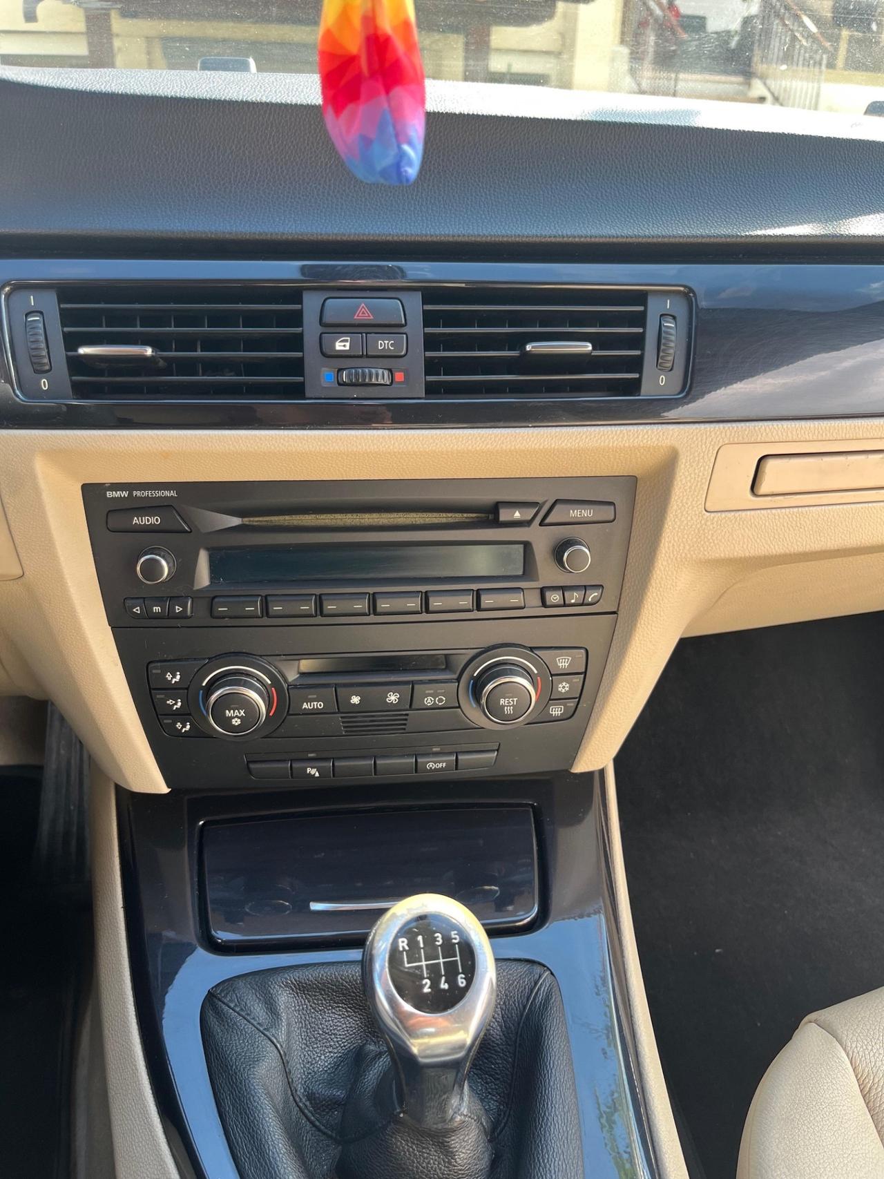 Bmw 320 320i cat Cabrio Futura