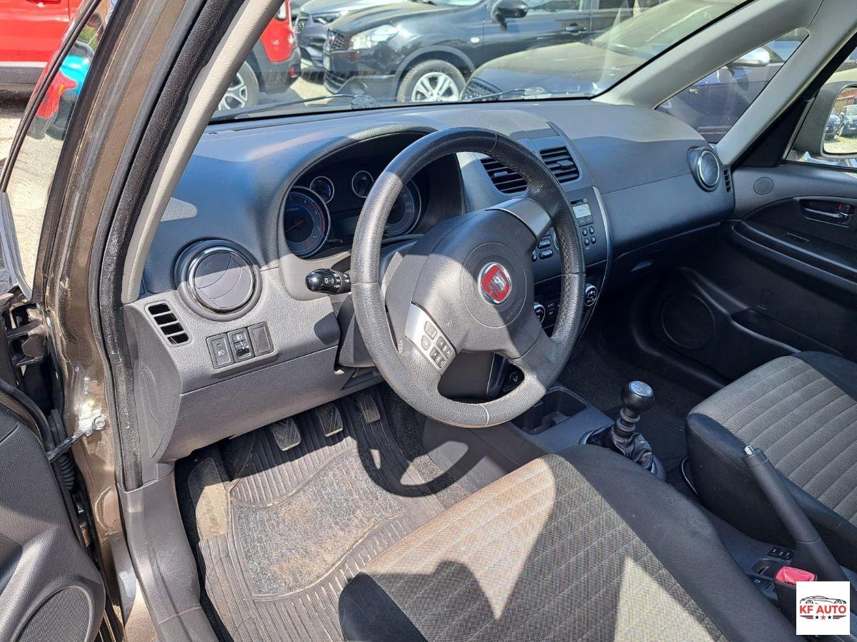 FIAT - Sedici 2.0 mjt Emotion 4x4 135cv