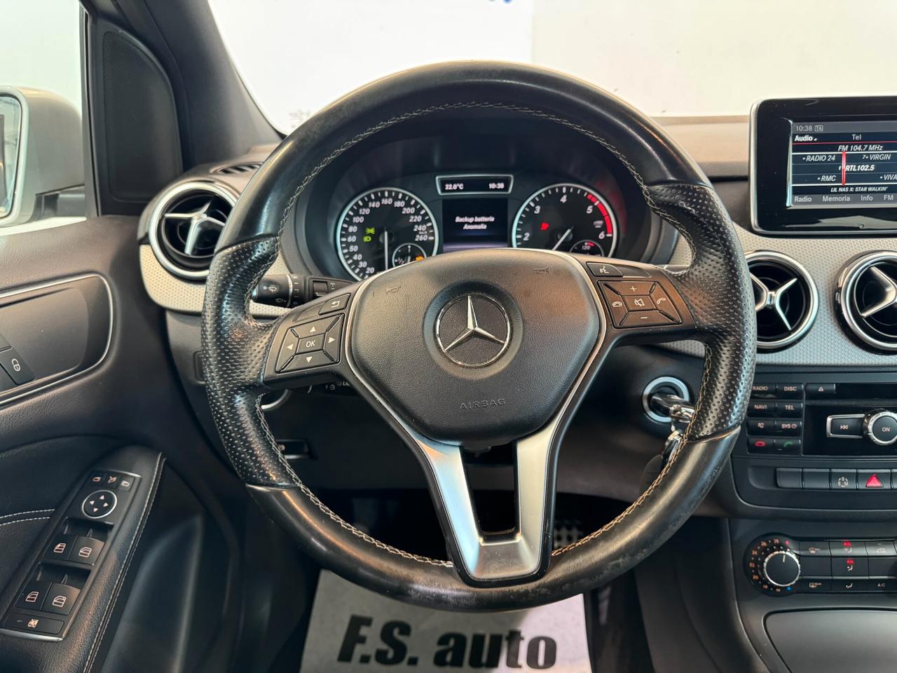 Mercedes-benz B 180 B 180 CDI Automatic Premium