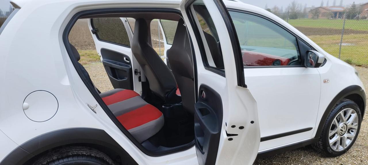 Volkswagen up! 1.0 75 CV 5p. cross