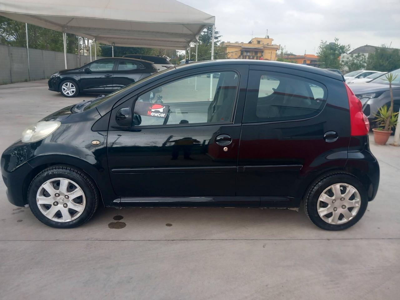 Peugeot 107 1.0 68CV 5p. Desir km 152000