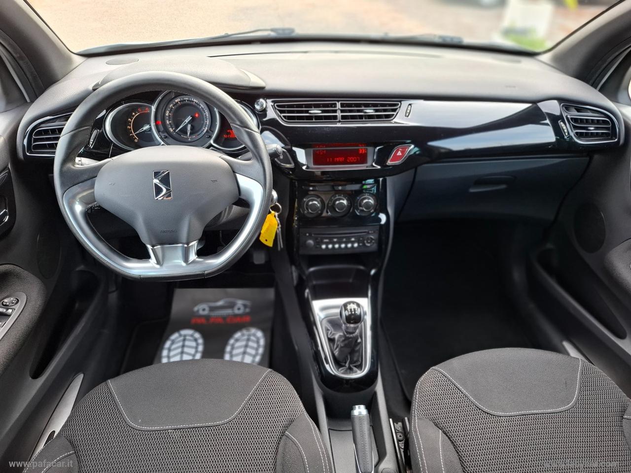 DS AUTOMOBILES DS 3 1.6 HDi 90 So Chic 99