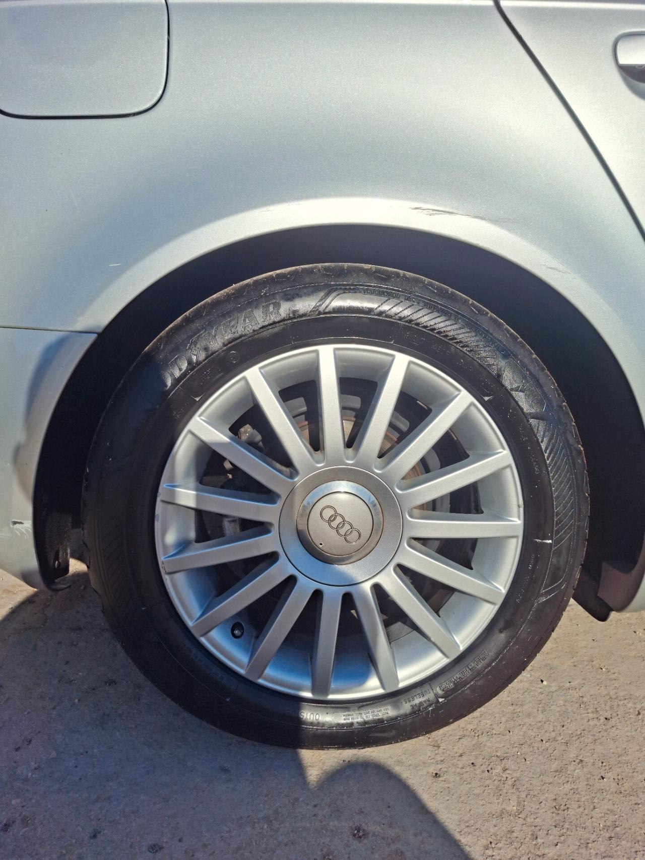 Audi A4 2.0 TDI con 12 mesi di Garanzia