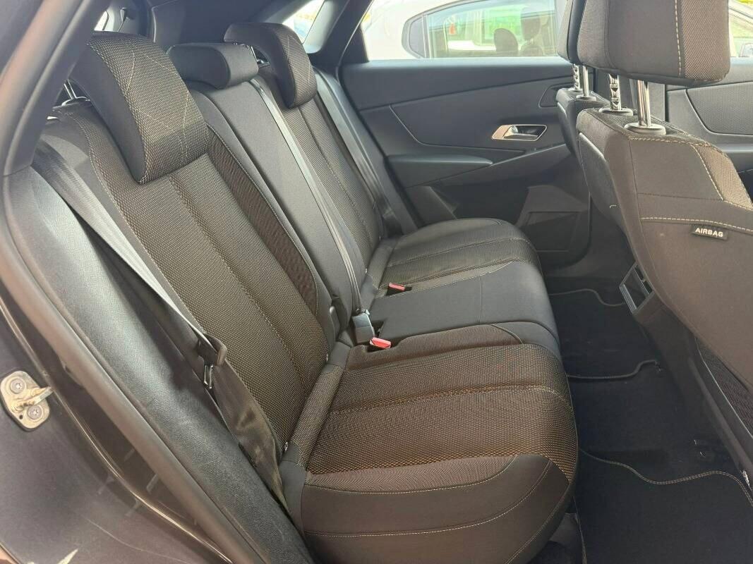 DS DS7 1.5 bluehdi Bast.Busin.130cv auto