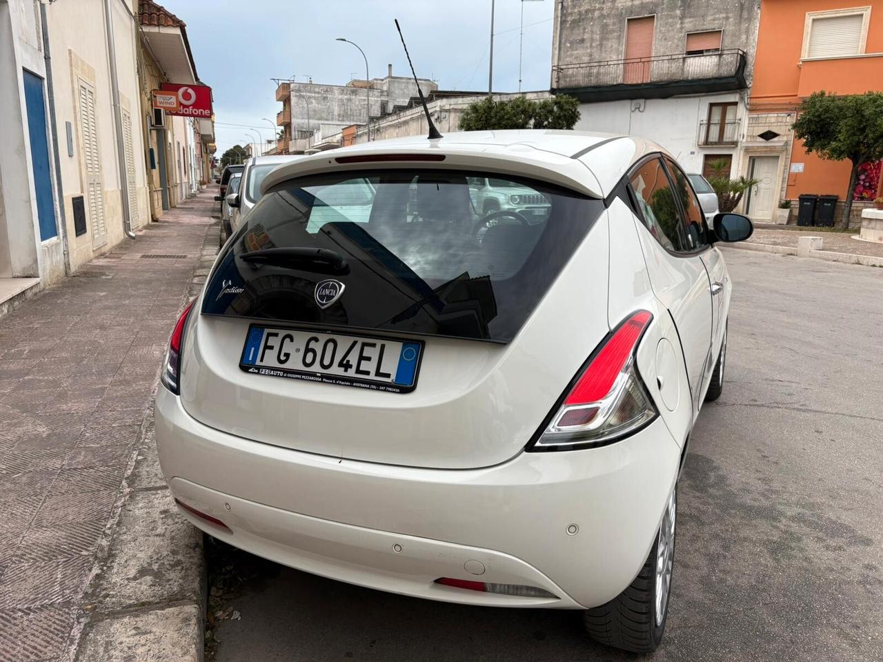 LANCIA YPSILON 1.2 BENZ-GPL CASA MADRE DICEM 2016 103000 KM PERFETTA