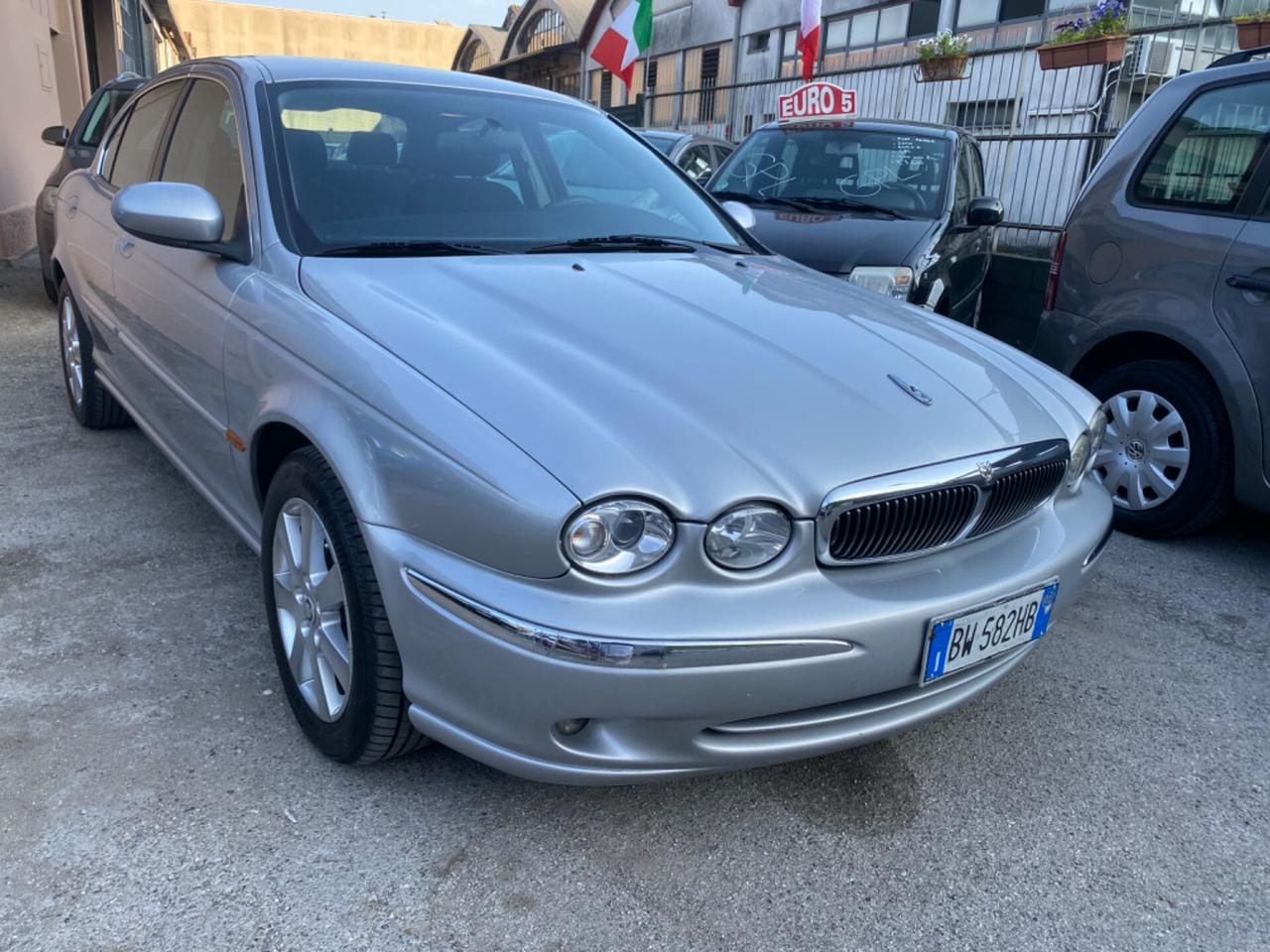 Jaguar X-Type 2 litri V6 24V cat Executive