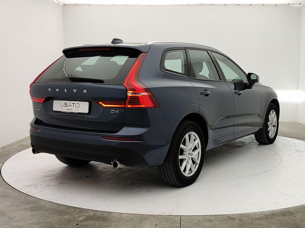 VOLVO XC60 (2017-->) - XC60 D4 AWD Geartronic Business