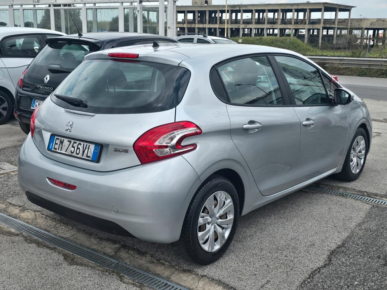 Peugeot 208 1.4 HDi 68 CV 5 porte Active