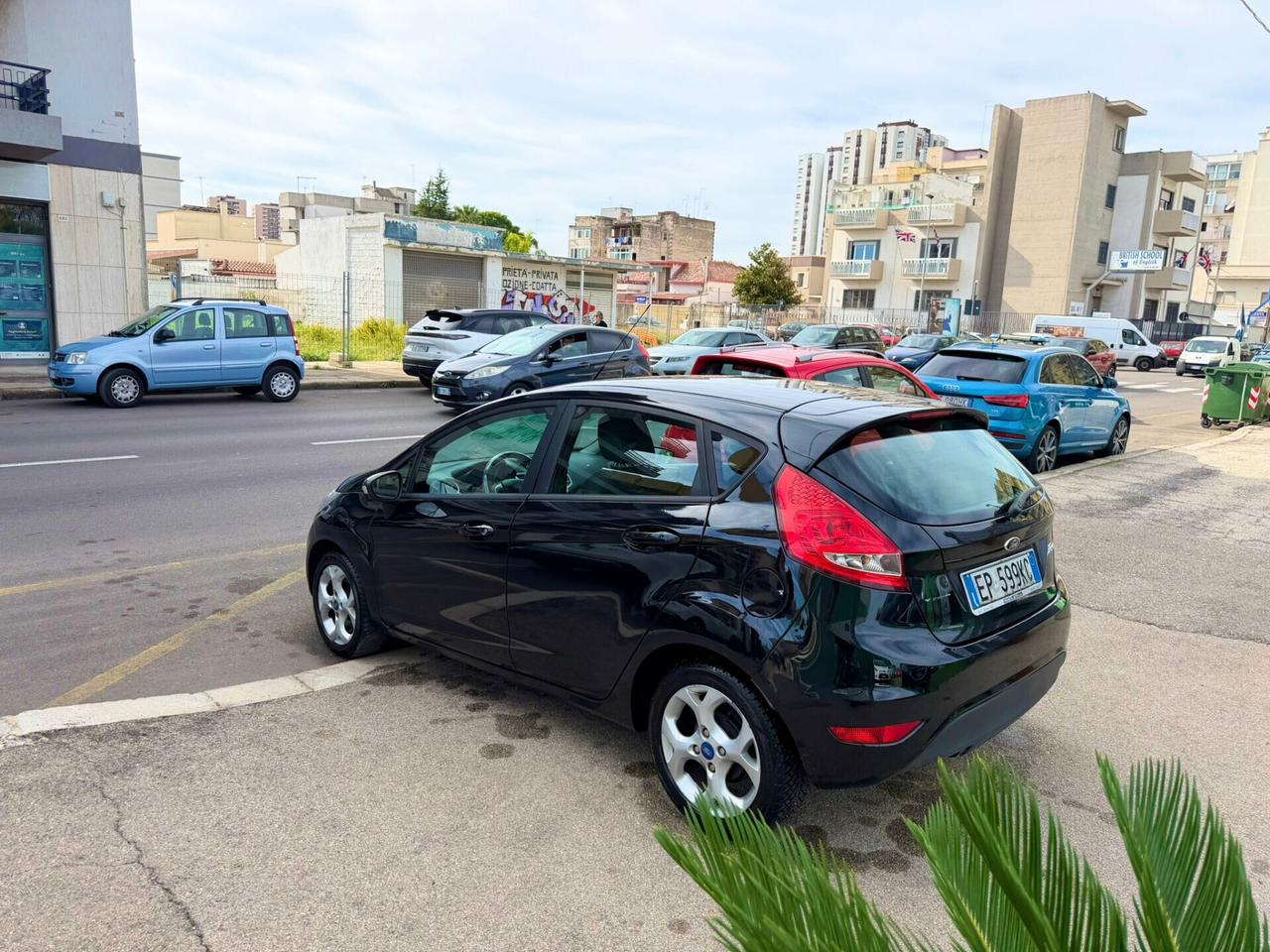 Ford Fiesta 1.4 TDCi DIESEL 70CV 5 porte - Anno 11/2012 - NEOPATENTATO