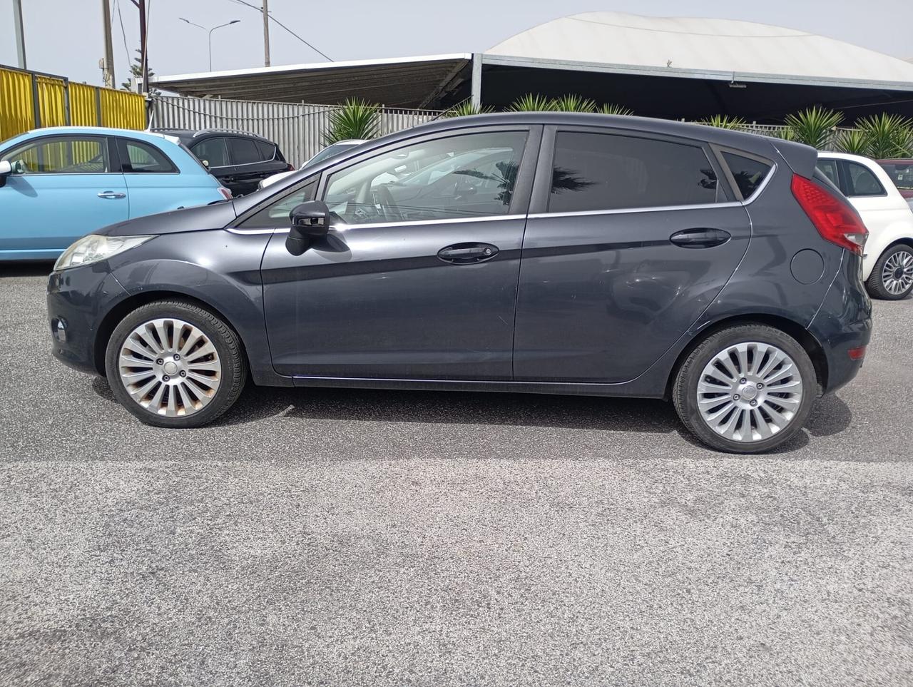 Ford Fiesta 1.4 TDCi 5p. Titanium